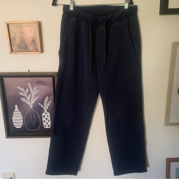 Lululemon Men’s Dark Blue Heavy Weight Sweatpants Size Medium - Picture 1 of 6